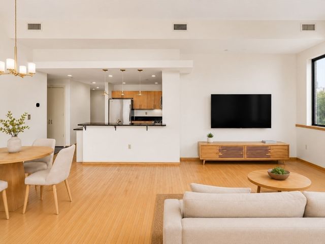 68 Central Ave 304, Medford, MA 02155