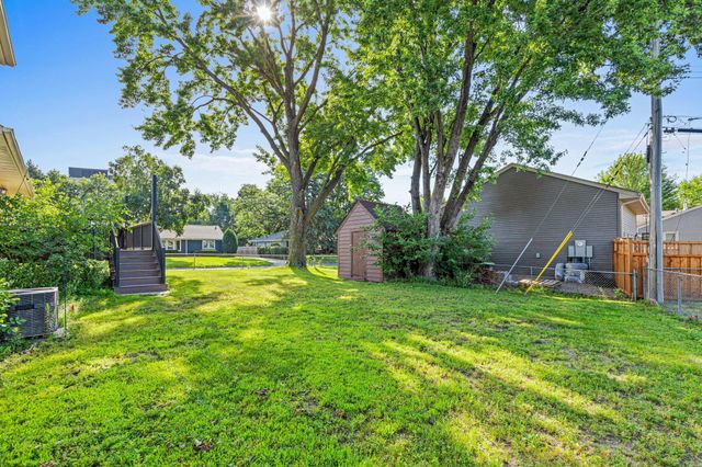 6901 Hillcrest Lane, Edina, MN 55435