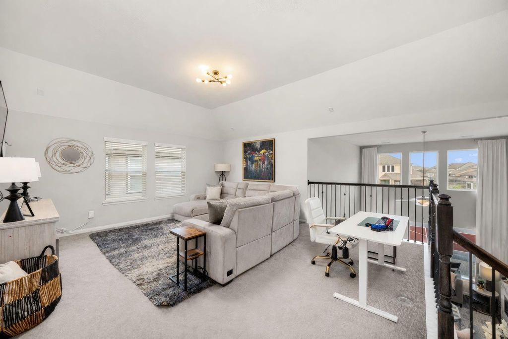 Image 28 of property listing at 24710 Twilight Hollow Lane, Richmond, TX 77406