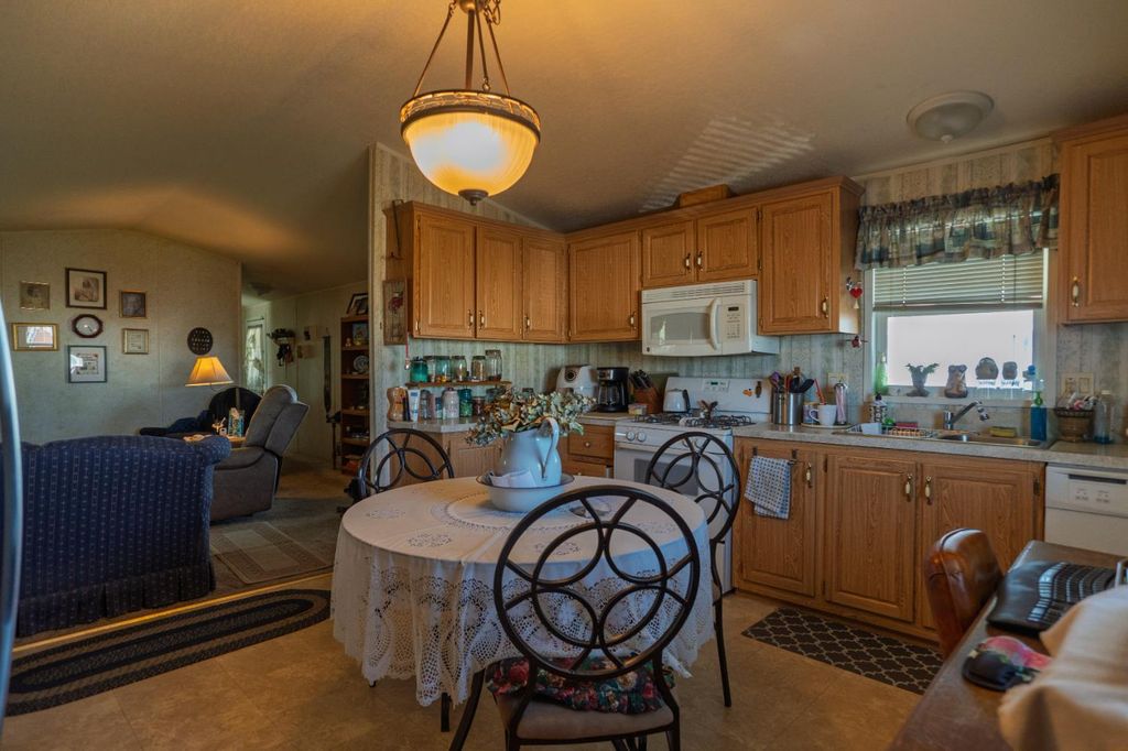 Image 12 of property listing at 6450 N Winton Way # 67, Winton, CA 95388