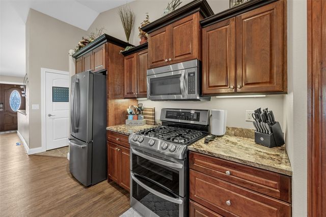 210 Longworth Ave, Alburnett, IA 52202