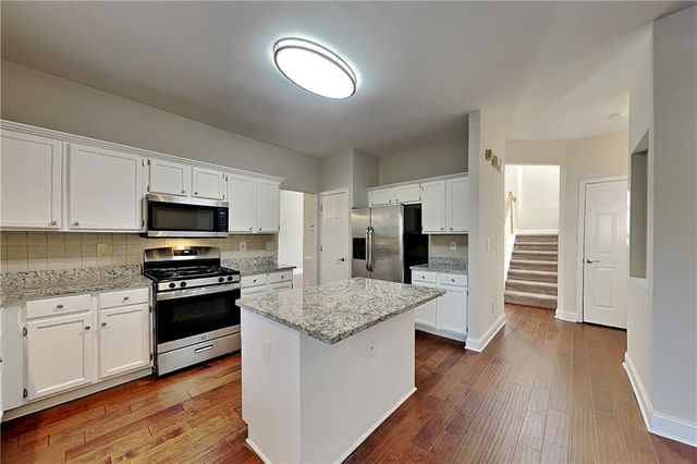 450 Fairway Walk Drive, Lawrenceville, GA 30043