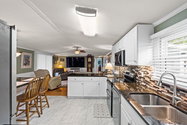 1672 Ursa Minor Dr., Myrtle Beach, SC 29588