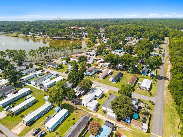 1672 Ursa Minor Dr., Myrtle Beach, SC 29588