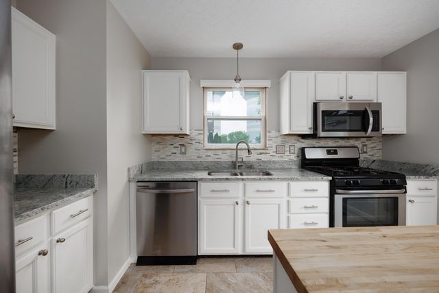 3477 Hail Ridge Drive, Reynoldsburg, OH 43068