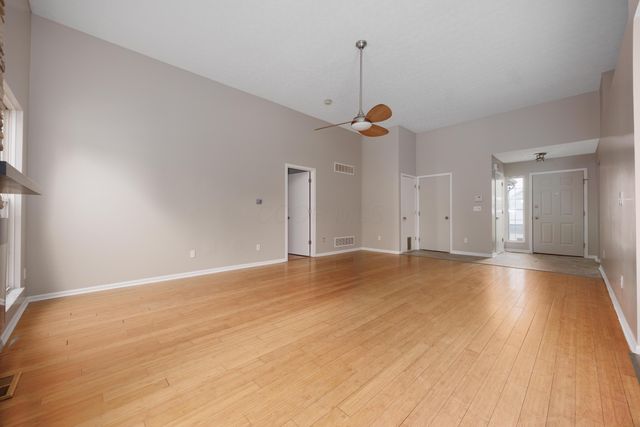 3477 Hail Ridge Drive, Reynoldsburg, OH 43068