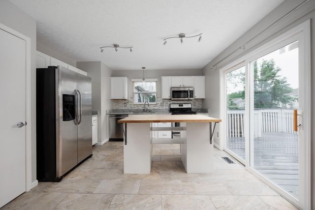 3477 Hail Ridge Drive, Reynoldsburg, OH 43068