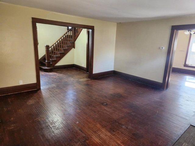 210 E Wisconsin STREET, Delavan, WI 53115