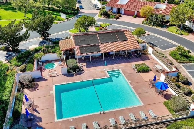 1208 La Paloma Glen, Escondido, CA 92026