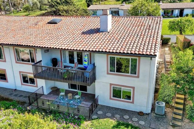 1208 La Paloma Glen, Escondido, CA 92026