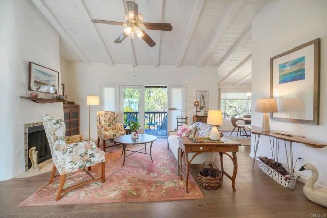 1208 La Paloma Glen, Escondido, CA 92026