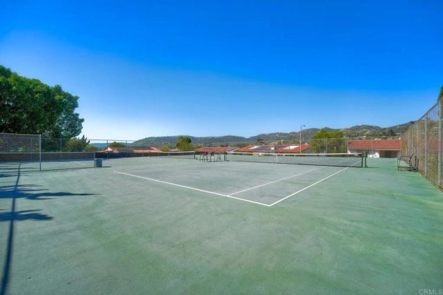 1208 La Paloma Glen, Escondido, CA 92026