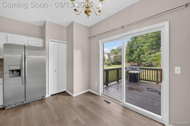 156 Morgan Drive 18, Canton, MI 48188
