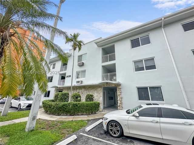 2430 NE 135th St 103, North Miami, FL 33181