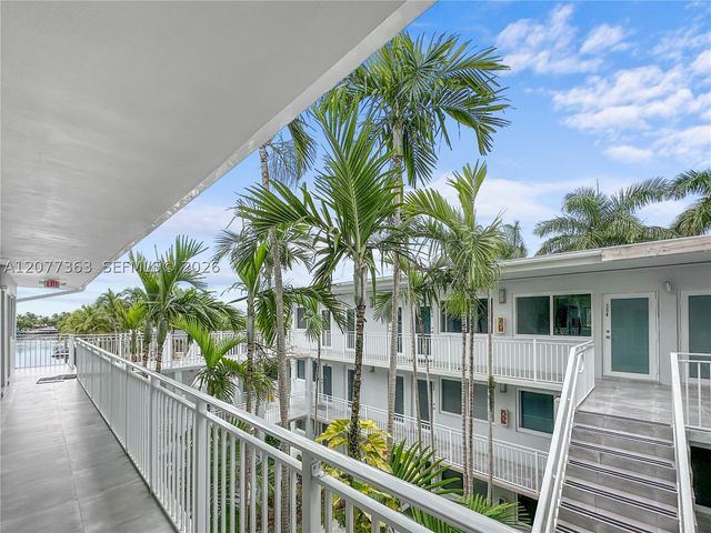 2430 NE 135th St 103, North Miami, FL 33181