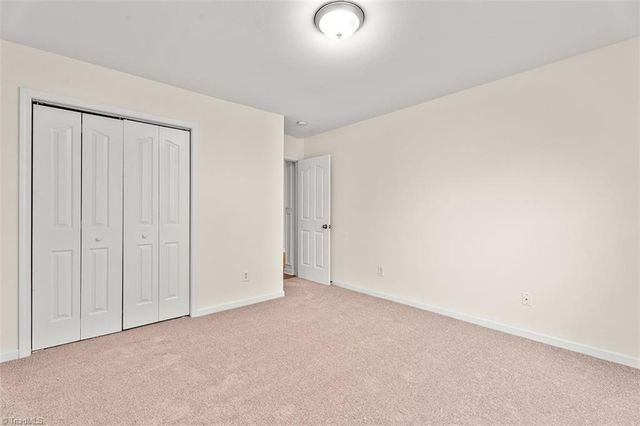 1040 Treble Court, Winston-salem, NC 27127