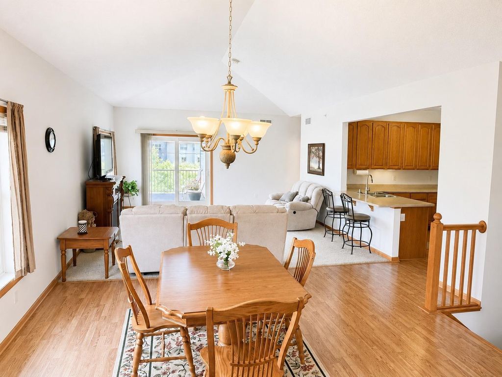 1246 Vernon Drive, Carver, MN 55315 — photo 3
