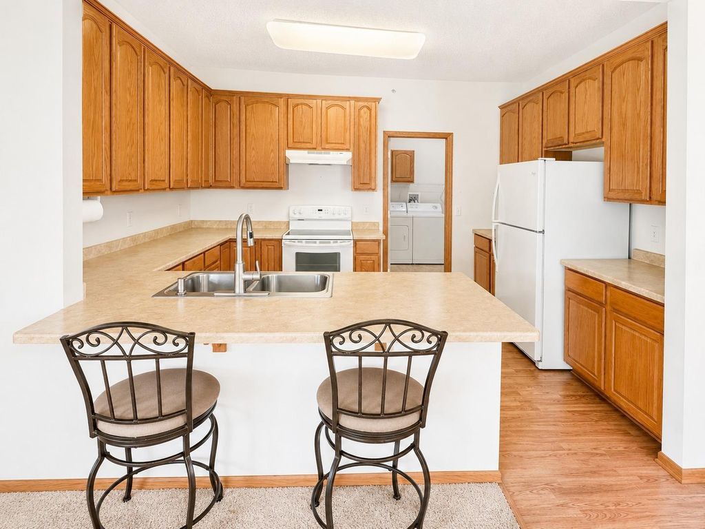 1246 Vernon Drive, Carver, MN 55315 — photo 5