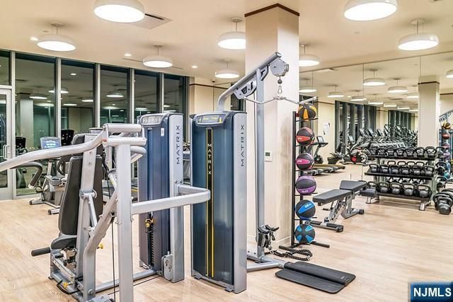 320 Adolphus Avenue 319, Cliffside Park, NJ 07010