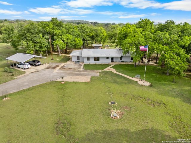 1010 FM 337 East, Medina, TX 78055