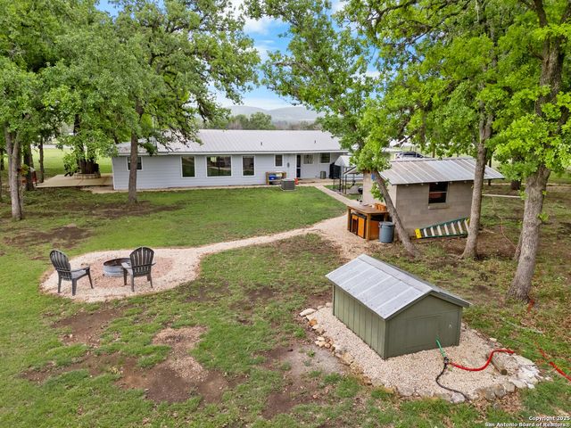 1010 FM 337 East, Medina, TX 78055