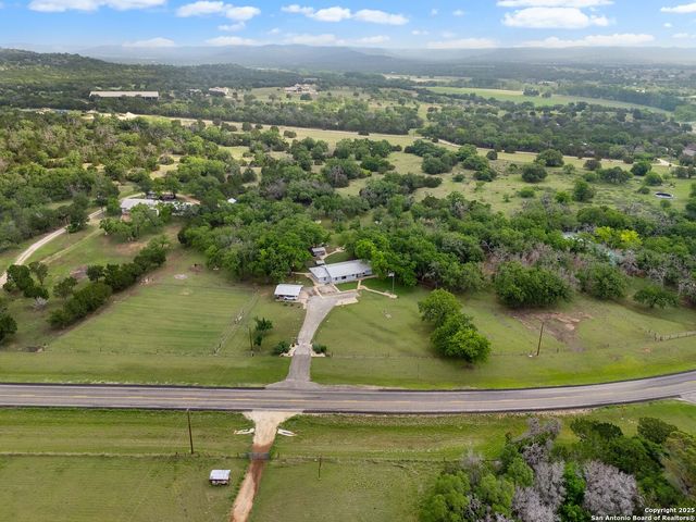 1010 FM 337 East, Medina, TX 78055