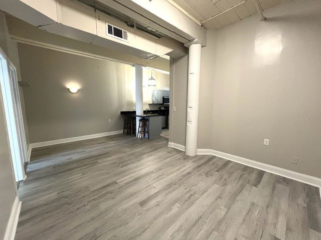 100 Main St Apt 108, Pembroke, NH 03275