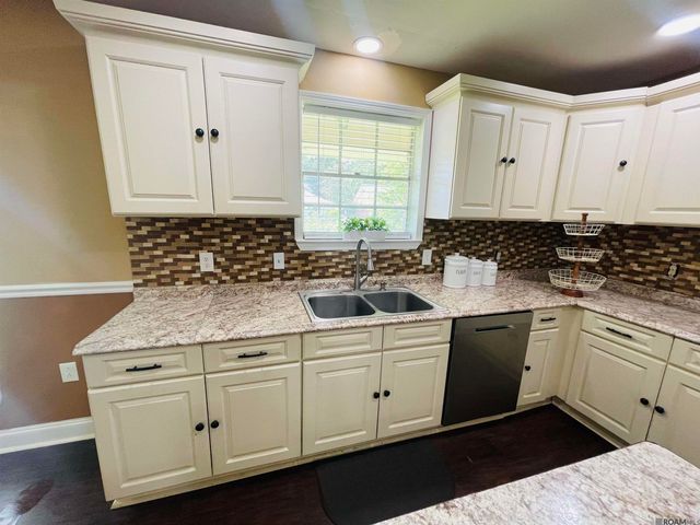 4036 Ridgemont Dr, Baton Rouge, LA 70814