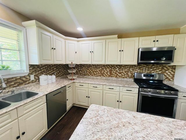 4036 Ridgemont Dr, Baton Rouge, LA 70814