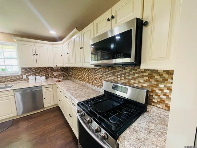 4036 Ridgemont Dr, Baton Rouge, LA 70814