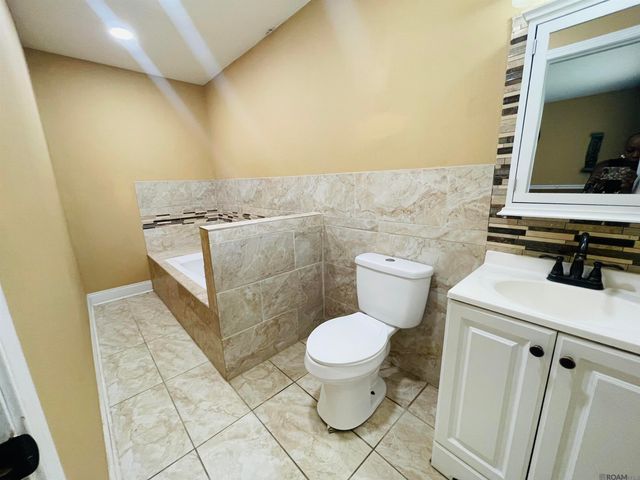 4036 Ridgemont Dr, Baton Rouge, LA 70814