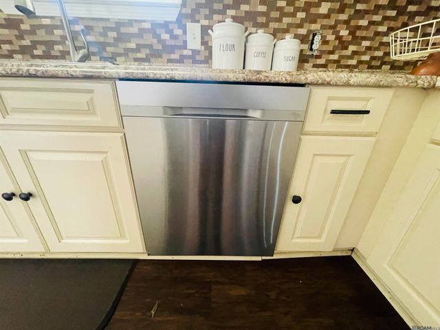 4036 Ridgemont Dr, Baton Rouge, LA 70814