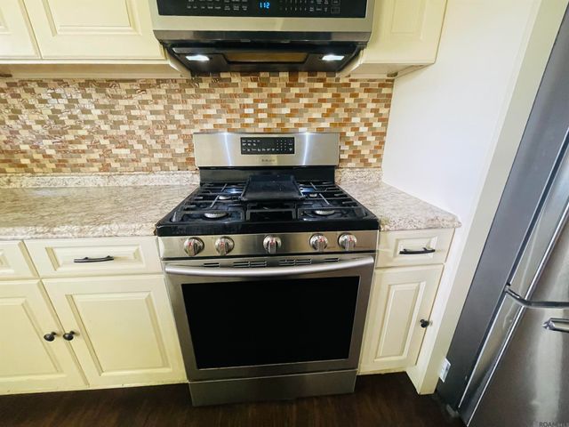 4036 Ridgemont Dr, Baton Rouge, LA 70814
