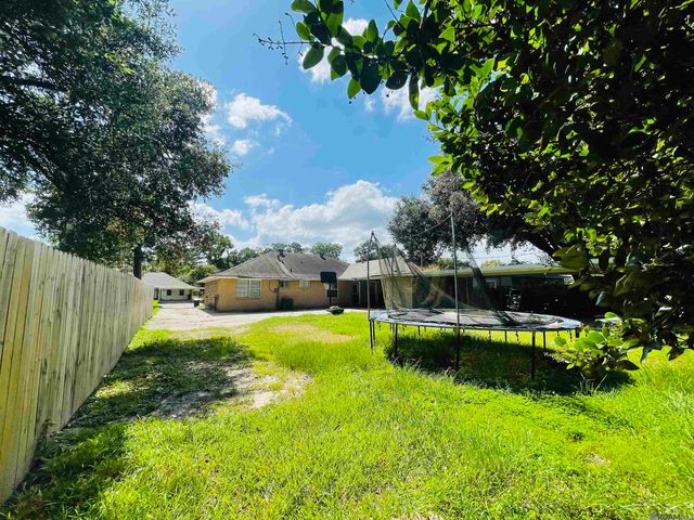 4036 Ridgemont Dr, Baton Rouge, LA 70814