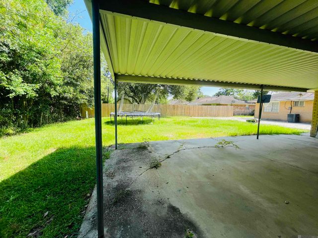 4036 Ridgemont Dr, Baton Rouge, LA 70814
