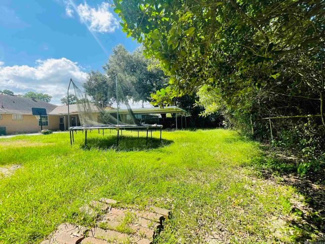 4036 Ridgemont Dr, Baton Rouge, LA 70814