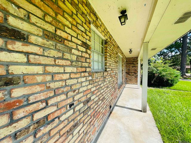 4036 Ridgemont Dr, Baton Rouge, LA 70814