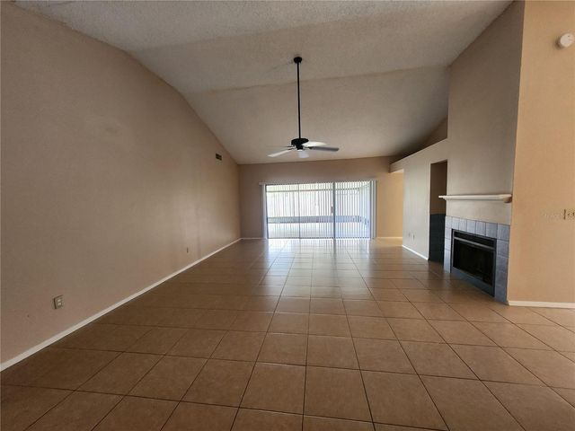 1904 FIRETHORN COURT, Brandon, FL 33511
