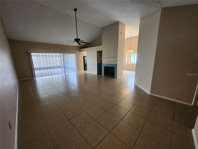 1904 FIRETHORN COURT, Brandon, FL 33511