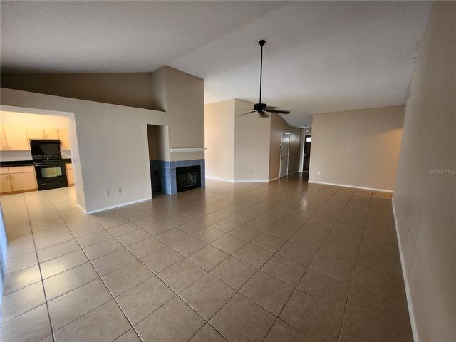 1904 FIRETHORN COURT, Brandon, FL 33511