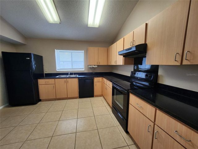 1904 FIRETHORN COURT, Brandon, FL 33511