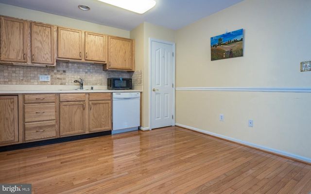 240 W RED LION DR W, Bear, DE 19701