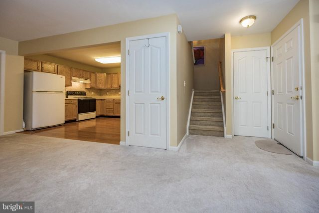 240 W RED LION DR W, Bear, DE 19701