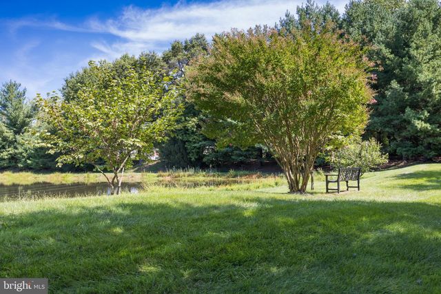 240 W RED LION DR W, Bear, DE 19701