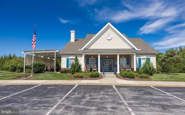 240 W RED LION DR W, Bear, DE 19701