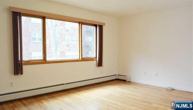 330 Lincoln Avenue, Fort Lee, NJ 07024