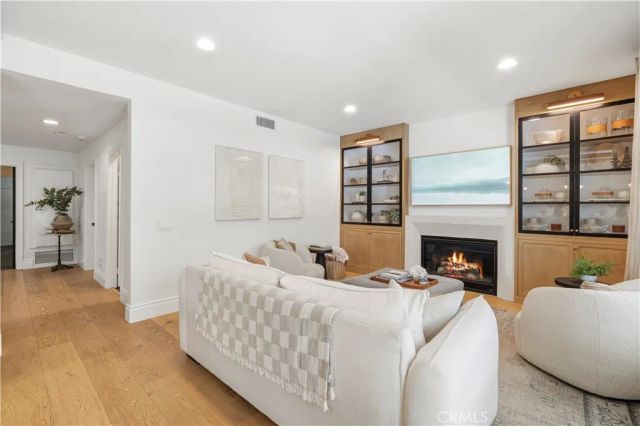 24468 Stonechat Court, Valencia, CA 91355