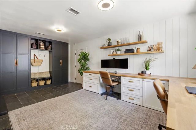 24468 Stonechat Court, Valencia, CA 91355