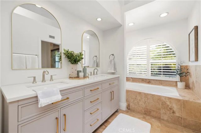 24468 Stonechat Court, Valencia, CA 91355
