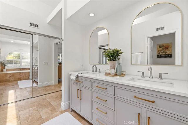 24468 Stonechat Court, Valencia, CA 91355